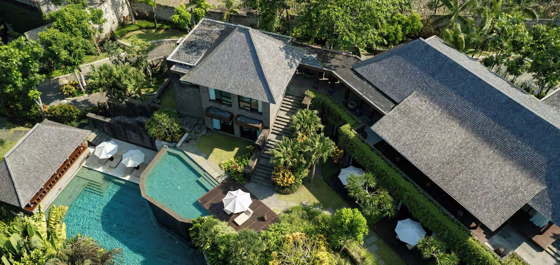 巴厘岛宝格丽度假酒店 background