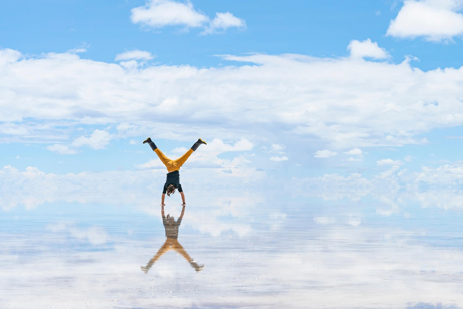 玻利维亚 background