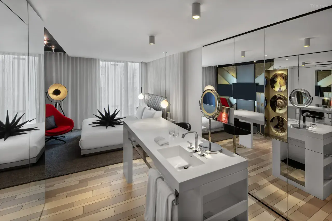 伦敦W酒店 background