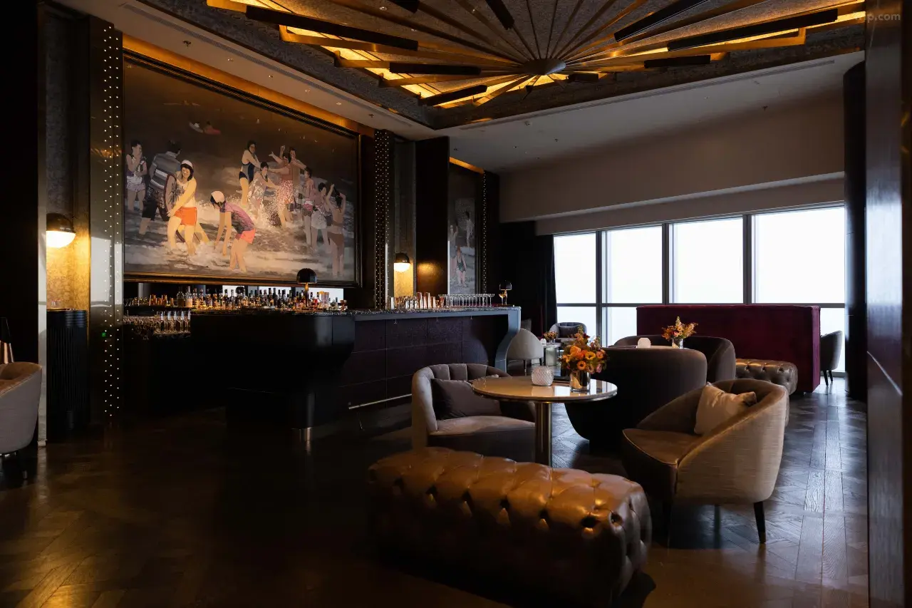 青岛瑞吉酒店 background