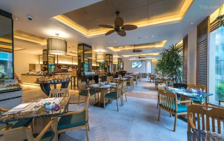 普吉岛悦榕庄 background