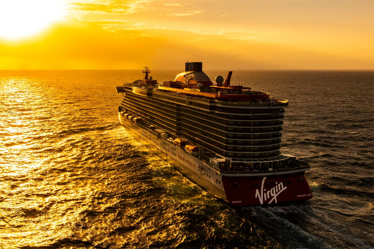 当奢华酒店驶向海洋：邮轮，正在成为新的「移动宫殿」