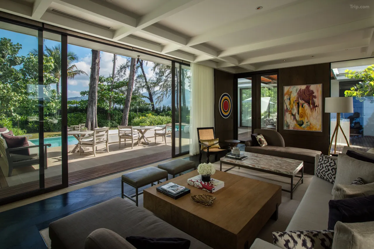 普吉岛瑰丽度假村 background