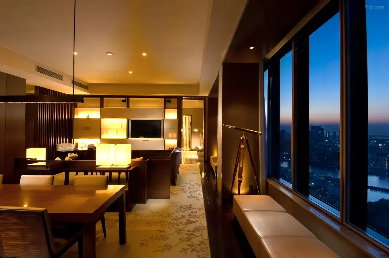 东京康莱德酒店 background