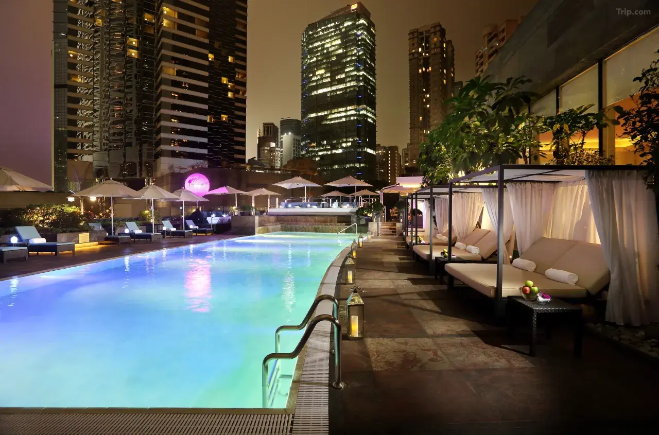 香港康莱德酒店 background