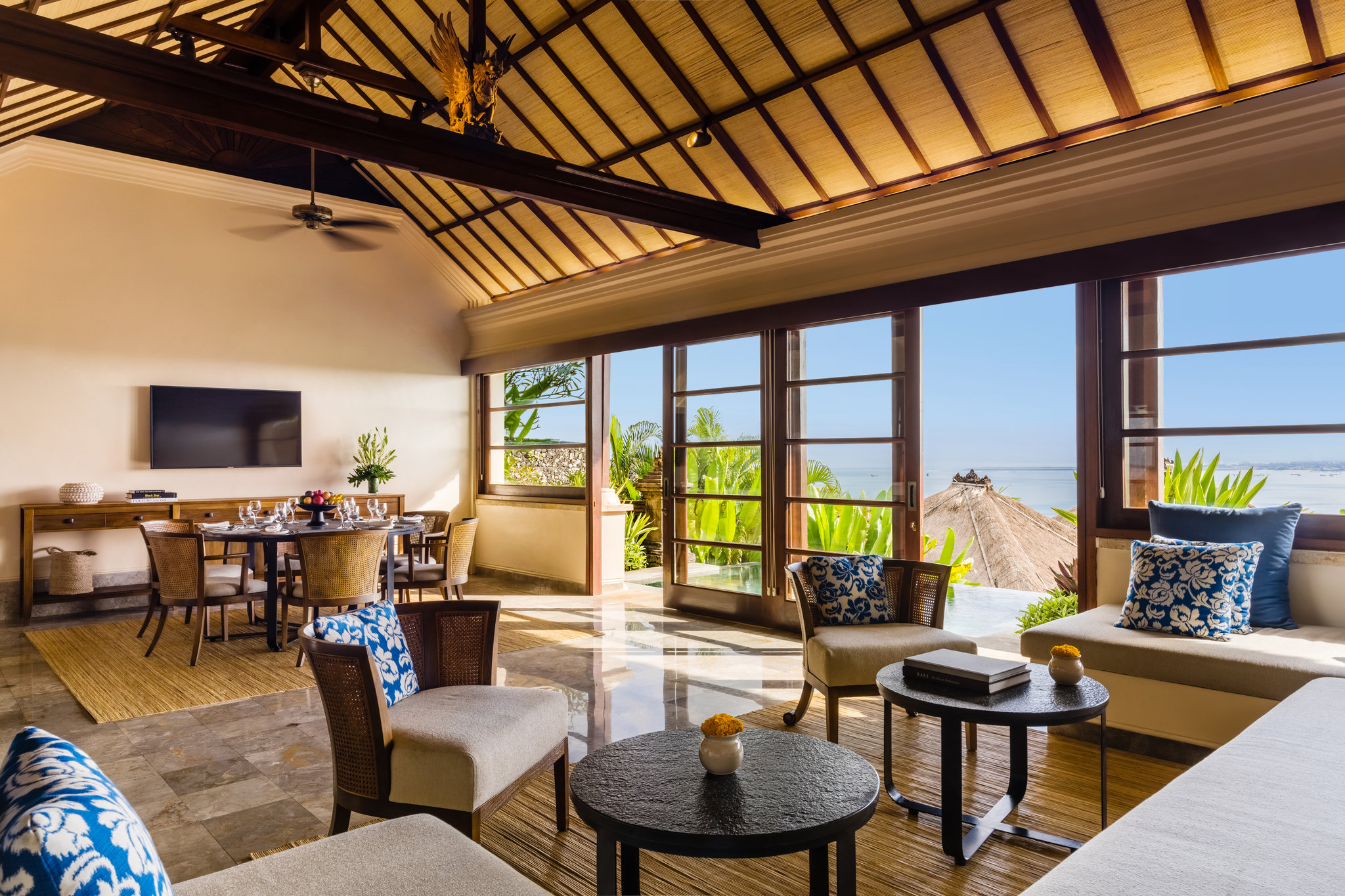 巴厘岛金巴兰海湾四季酒店 background