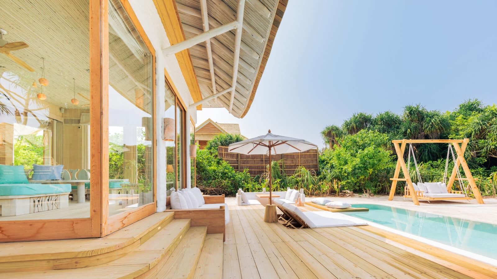 索尼娃贾尼酒店 background