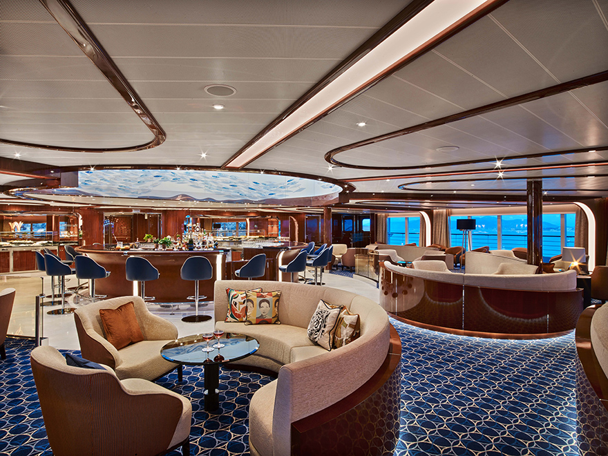 c030-bars-lounges-onboardactivitytile-se-observationbar-180413