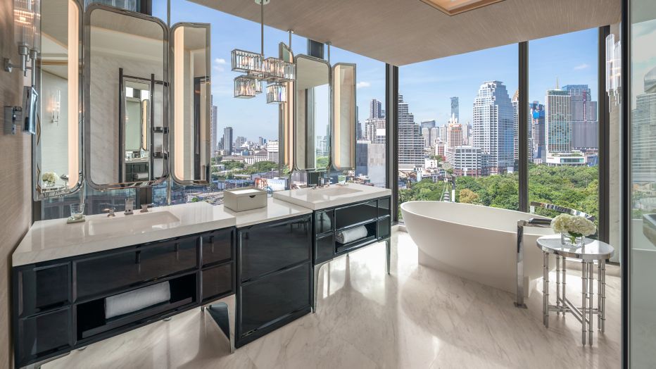 曼谷丽思卡尔顿酒店 background