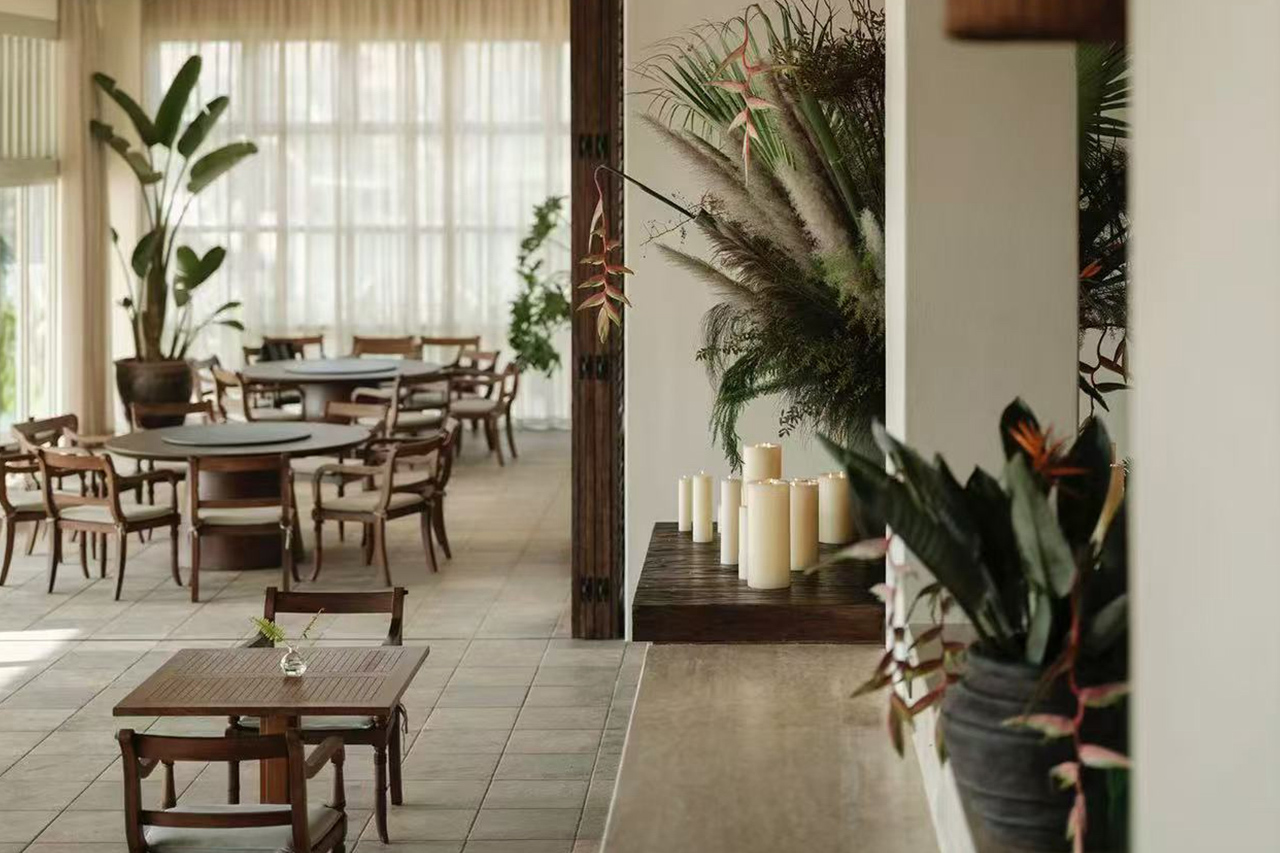 崇左传奇阿瓦那谧境庄园 background