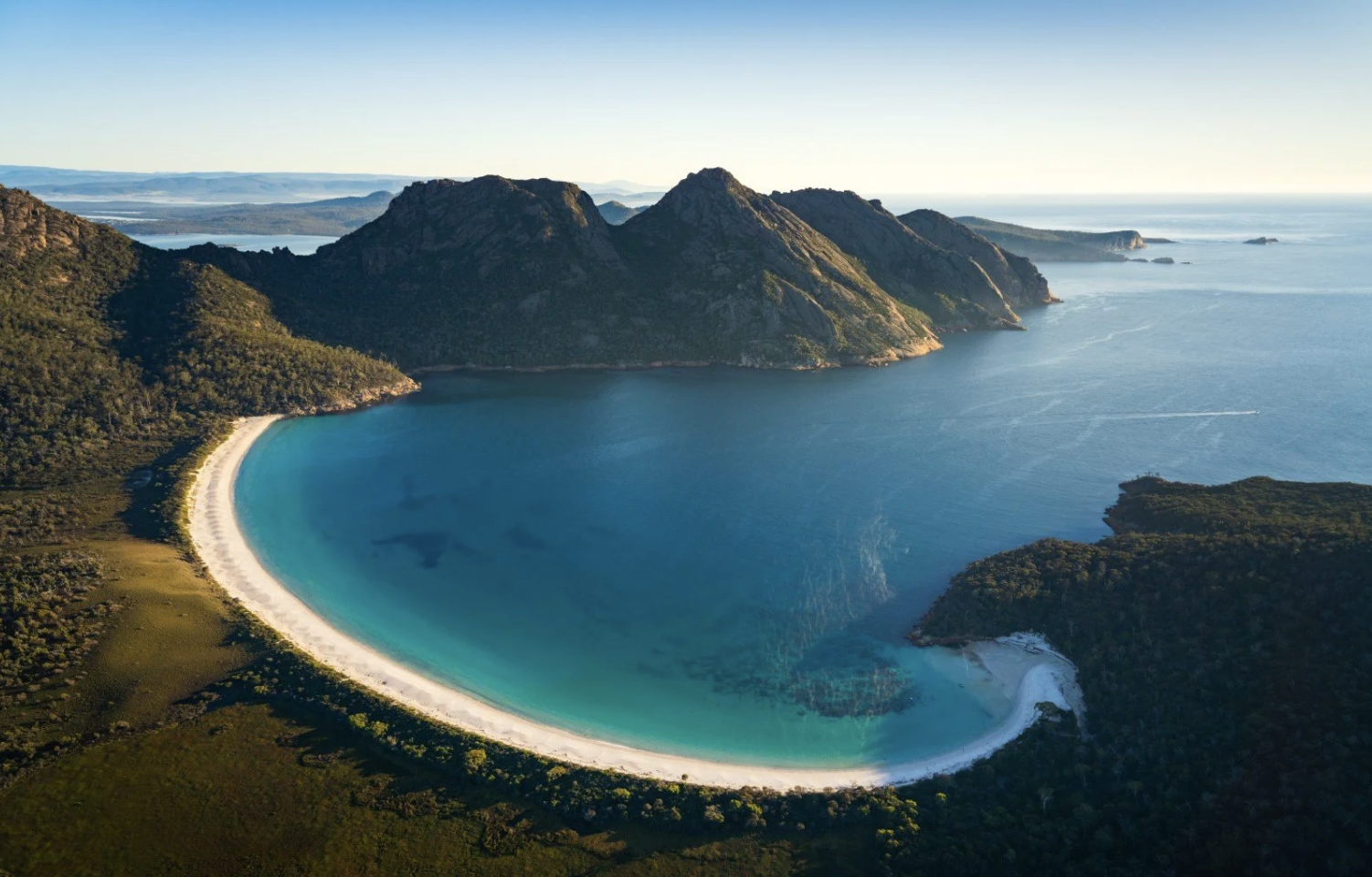 南半球尽头的野性与文明|澳大利亚 8 日自然人文深度 background